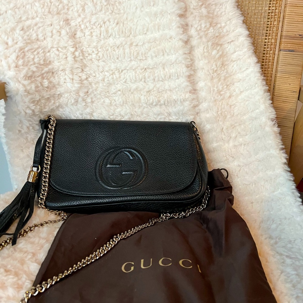 Authentic Gucci Soho Chain Crossbody Bag Leather Medium